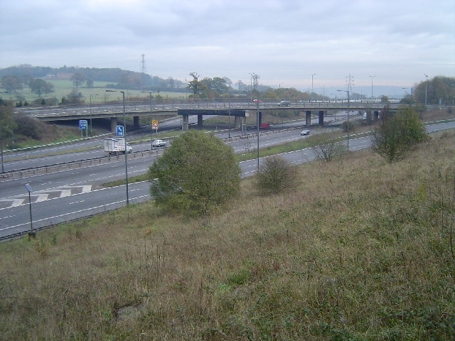 File:M1 Motorway, Junction 4 - geograph.org.uk - 85978.jpg