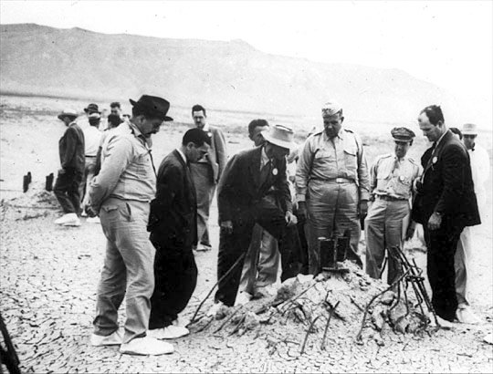 File:Trinity Test - Oppenheimer and Groves at Ground Zero 001.jpg