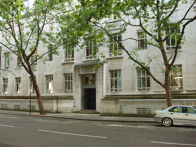 File:London School of Hygiene and Tropical Medicine.jpg