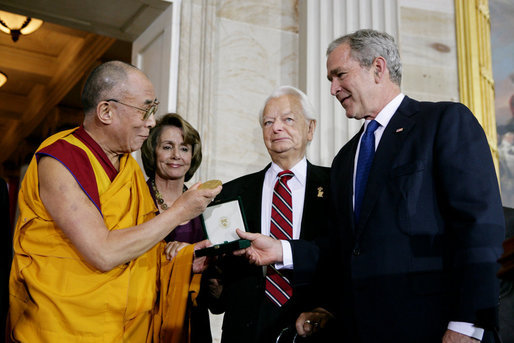 File:Bush, Byrd and Pelosi awarding the Dalai Lama.jpg