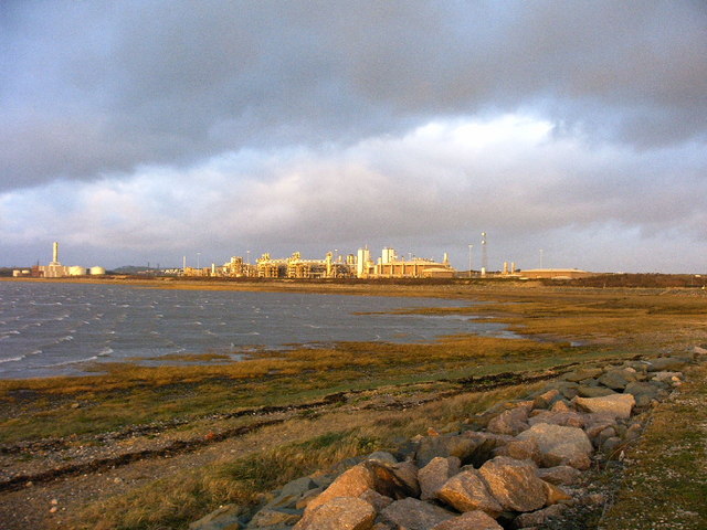 File:Barrow Gas Terminal - geograph.org.uk - 360715.jpg