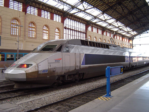 File:Tgv sud est.jpg