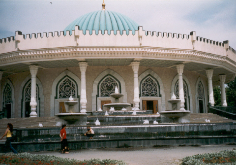 File:Historical museum Tashkent.jpg
