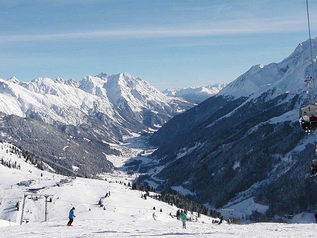 File:STANTON2.jpg