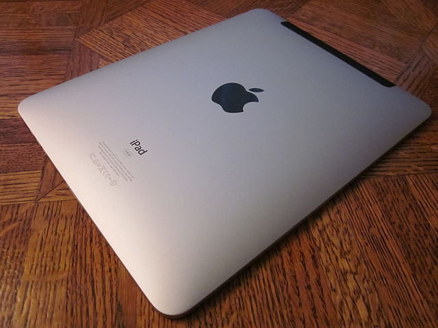 File:64 GB iPad underside 2.JPG