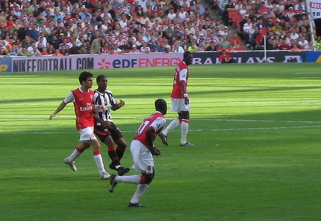 File:Fabregas shooting.jpg