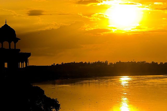 File:YamunaRiver.jpg