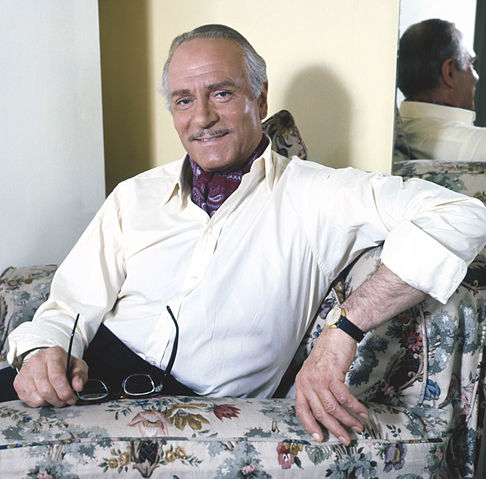 File:Laurence Olivier Allan Warren.jpg