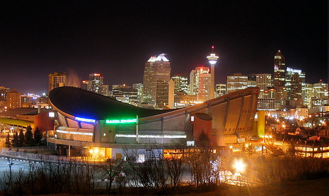 File:PengrowthSaddledomeNight.jpg