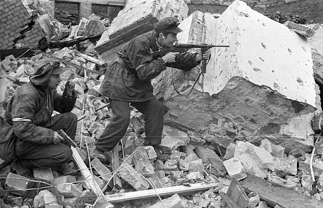 File:Warsaw Uprising by Chrzanowski - Henio Roma - 14828.jpg
