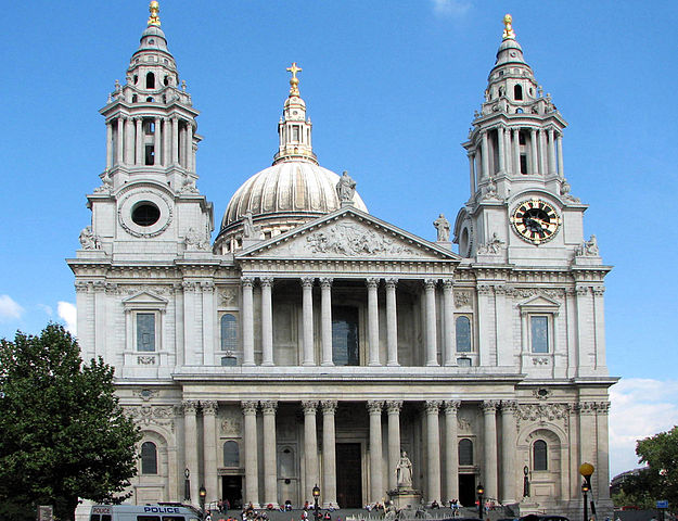 File:Cath&eacute;drale St-Paul - entr&eacute;e principale.jpg