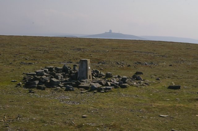 File:Cross Fell summit.jpg