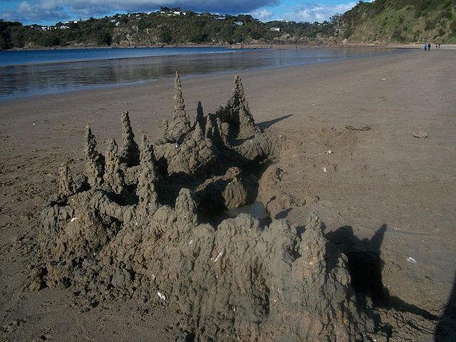 File:Sandcastle on Waiheke Island New Zealand.jpg