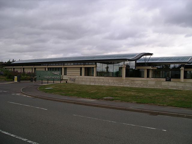 File:Network Rail 30July06.JPG