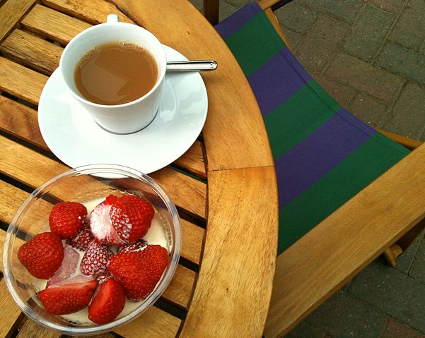 File:Flickr - Carine06 - Tea time.jpg