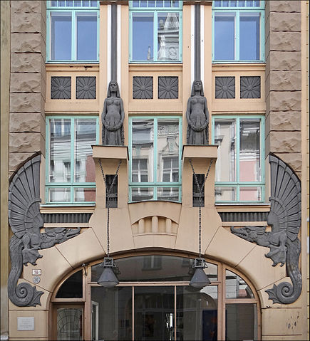 File:House on Pikk 18.jpg