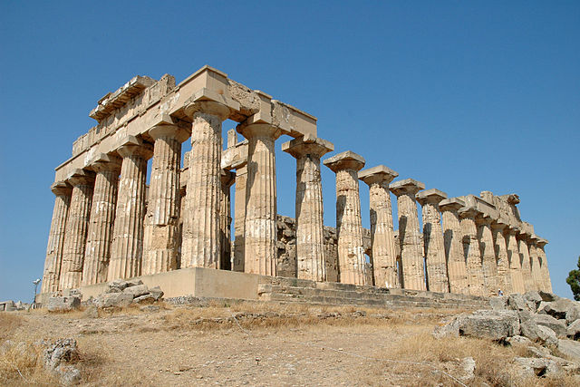 File:Sicily Selinunte Temple E (Hera).JPG