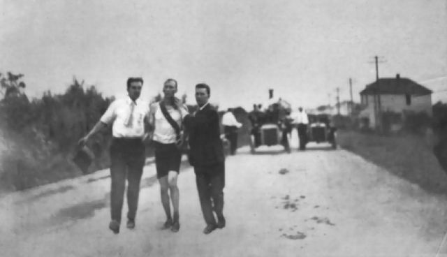 File:Marathon Hicks1904.jpg