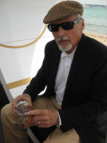 File:Dennis Hopper hat.jpg
