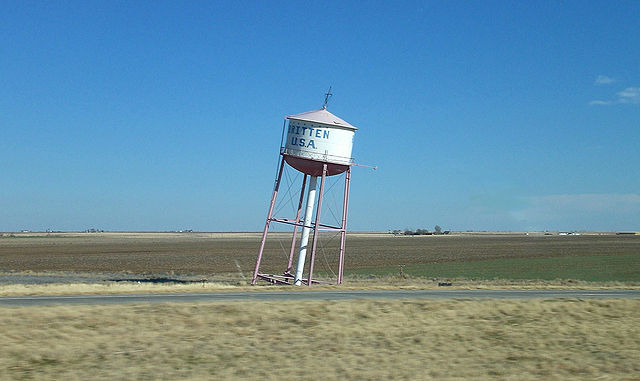 File:Leaningwatertower.jpg