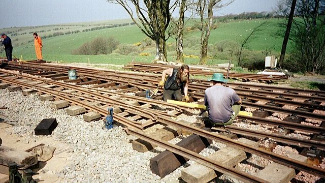 File:L&bwbtracklaying 32.jpg