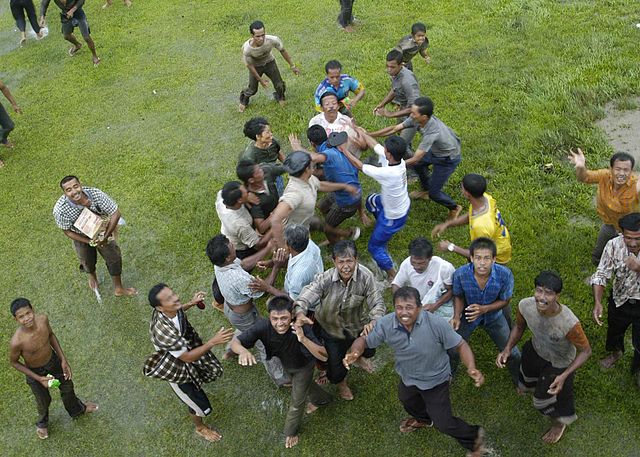 File:2004 Indian Ocean Earthquake relief2.jpg