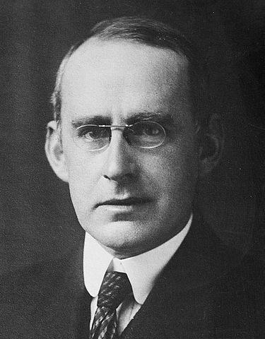 File:Arthur Stanley Eddington.jpg