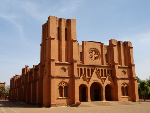 File:Ouagacathedrale.png