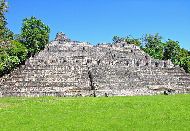 File:Caana Caracol.jpg