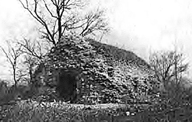 File:Fort.Chartres.Remains.1.jpg
