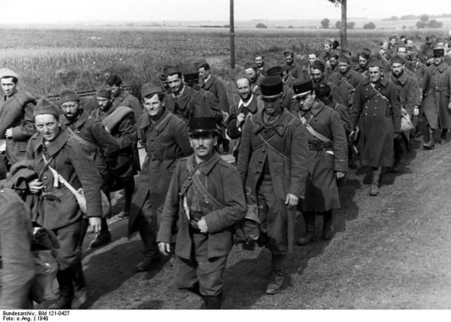 File:Bundesarchiv Bild 121-0427, Franz&ouml;sische Kriegsgefangene.jpg
