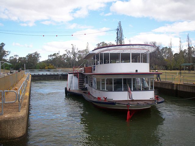 File:PSMelbourneLock11.jpg