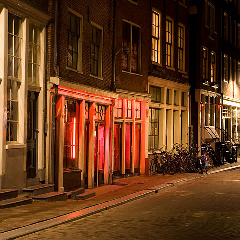 File:RedLightDistrictAmsterdamTheNetherlands.jpg
