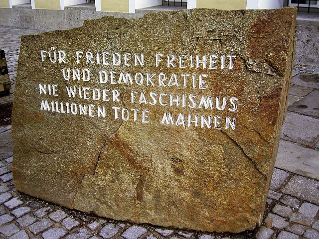 File:Mahnstein.JPG