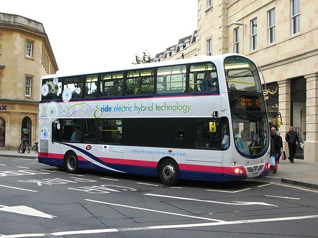 File:Bath First 39000 LJ07ECE hybrid bus.jpg