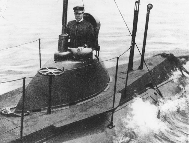 File:USS Plunger;0800206.jpg
