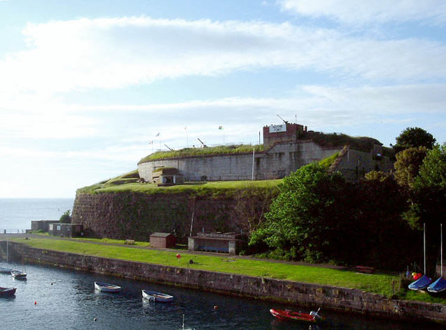 File:050706 005 dorset nothe.jpg