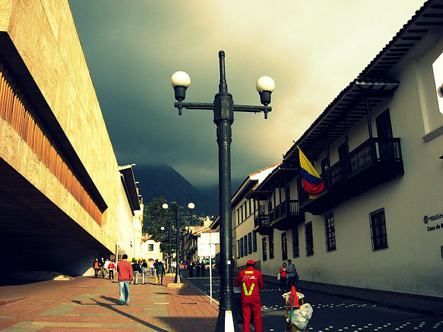 File:La Casa de la Moneda, La Candelaria, Bogota.jpg