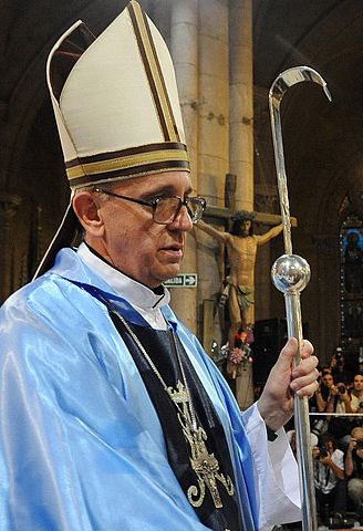 File:Bergoglio Misa Conmemoracion Beagle cropped.jpg