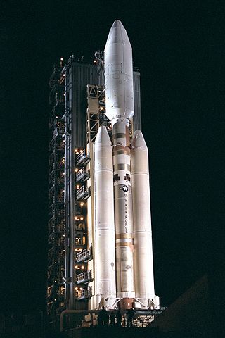 File:Titan4B on Launch Complex 40.jpg
