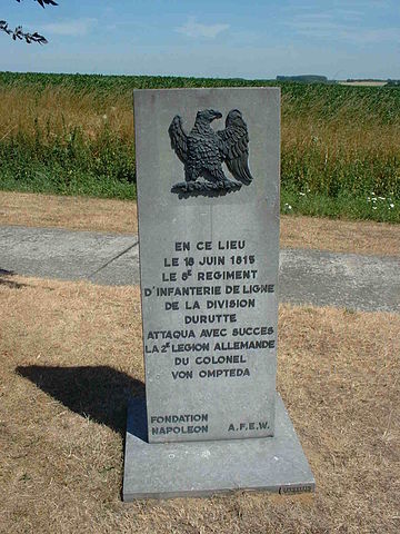 File:8 ligne infanterie stele.jpg