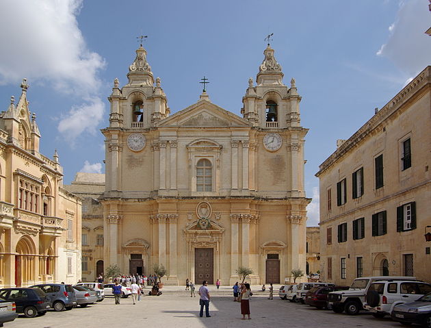 File:Malta Mdina BW 2011-10-05 12-41-38.JPG