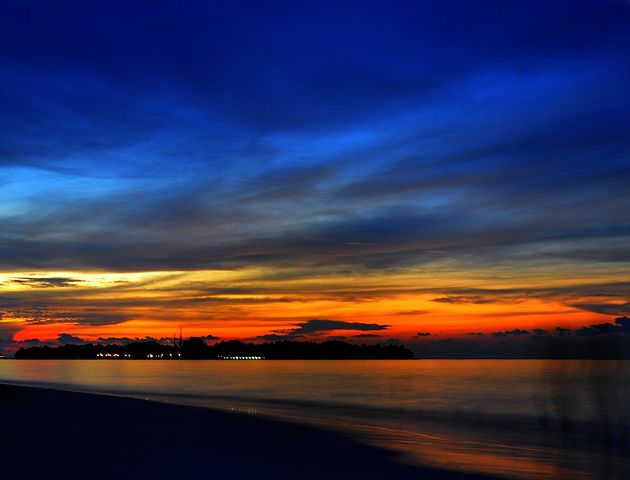 File:Sunset in the Maldives.jpg