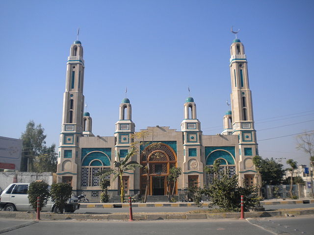 File:Gulshan Dadn Khan Maseet, Rawalpindi.JPG