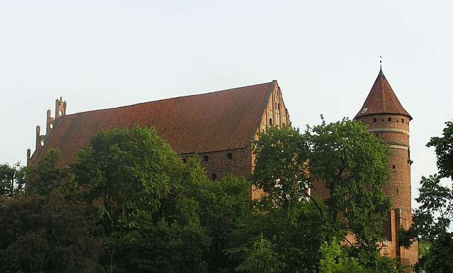File:Olsztyn-zamek.jpg