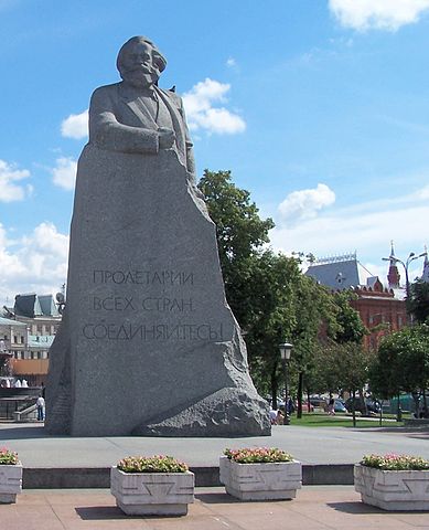 File:Marx Moscow.jpg