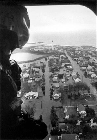 File:H52 hurricane gloria 1985.jpg