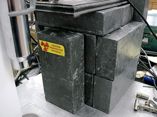 File:Lead shielding.jpg