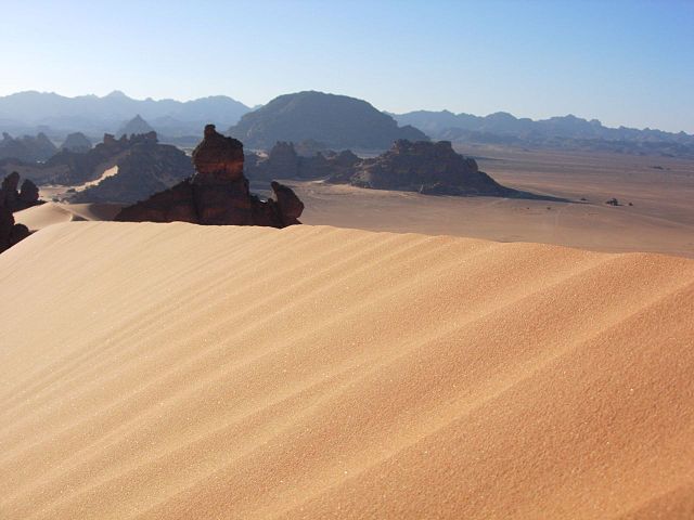 File:Libyan Dessert.jpg