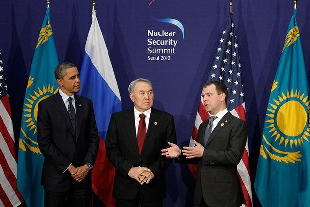 File:Dmitry Medvedev in South Korea, March 2012-15.jpeg